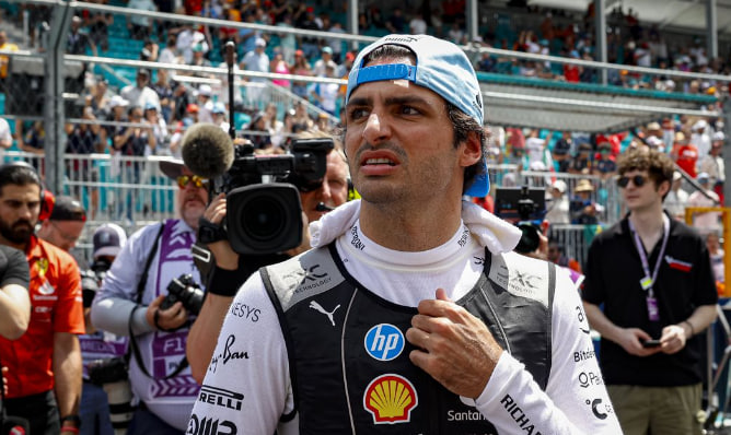 Polémica sanción a Carlos Sainz en Miami ¿Alguien entiende el criterio de la FIA?